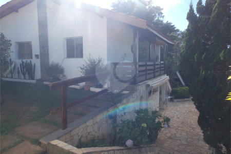 Casa à venda com 2 quartos, sendo 1 suíte, em Campos de Atibaia, Atibaia, SP