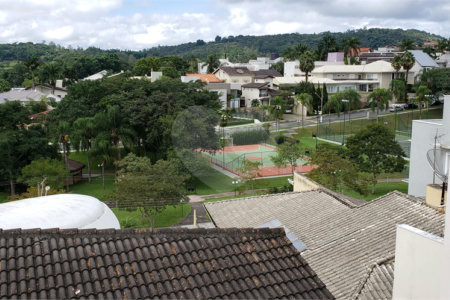 Casa à venda com 4 suítes no condomínio Real Park, Mogi das Cruzes - SP