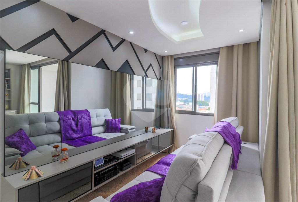 Apartamento à venda com 3 quartos, sendo 1 suíte, em Santo Amaro, São Paulo, SP