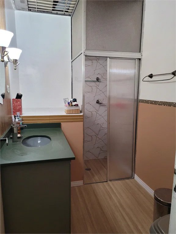 Sobrado à venda com 3 quartos, sendo 1 suíte,  em Jaguaré, São Paulo, SP