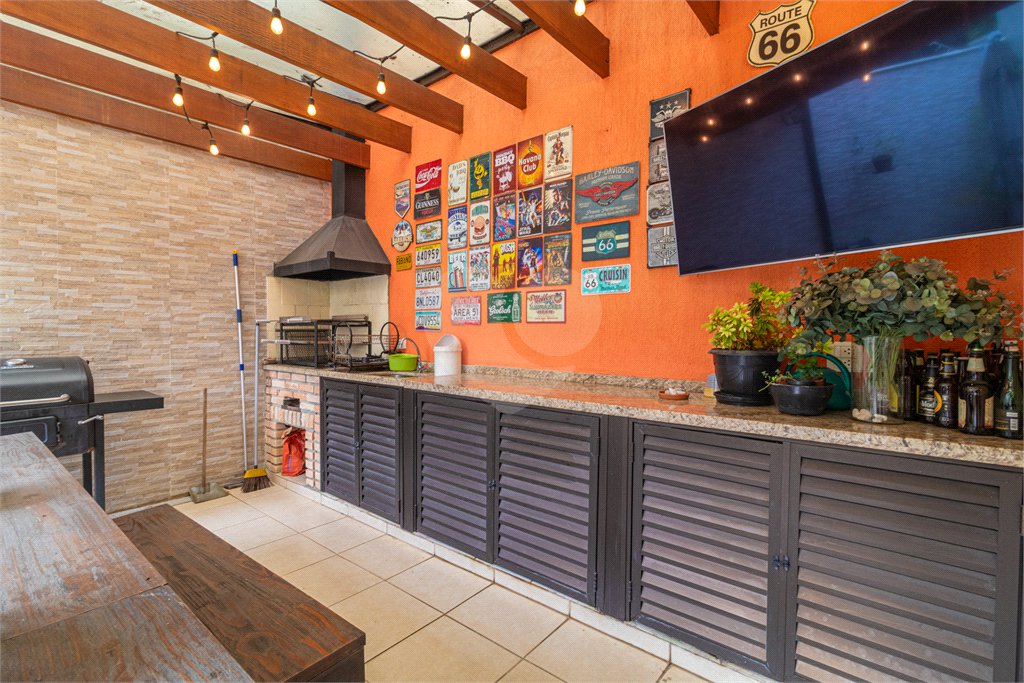 Casa à venda com 4 suítes no condomínio Vila das Acacias, São Paulo - SP