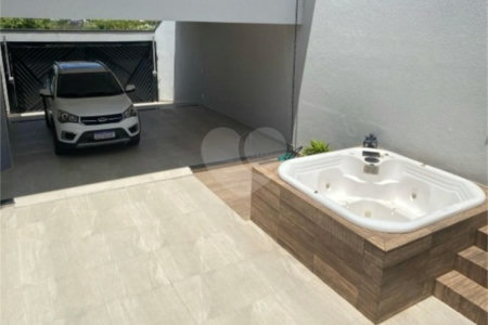 Casa à venda com 4 quartos, sendo 1 suíte, em Jardim Esplanada, Indaiatuba, SP