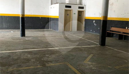 Prédio à venda com 6 quartos em Vila Maria, São Paulo, SP
