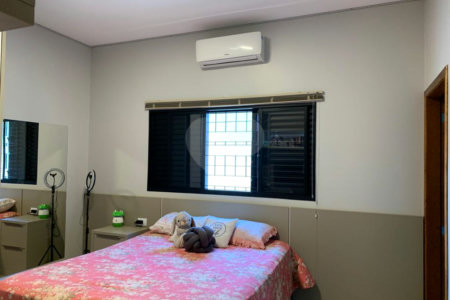 Casa à venda com 2 quartos, sendo 3 suítes, no Centro, Salto Grande, SP