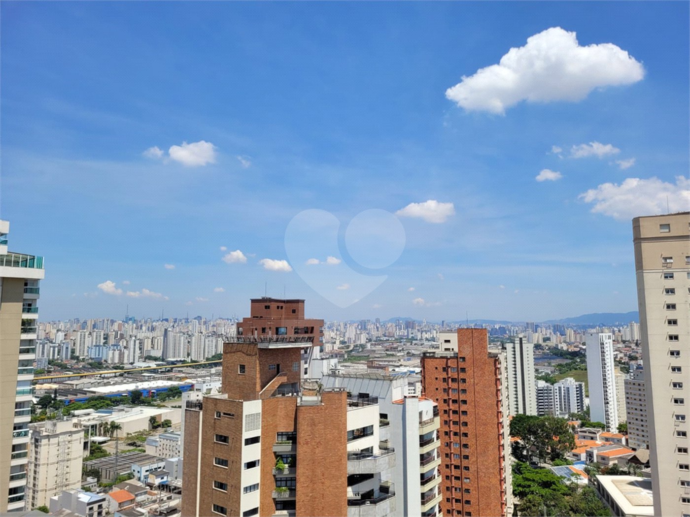 Apartamento à venda com 6 quartos, sendo 1 suíte, em Parque da Mooca, São Paulo, SP