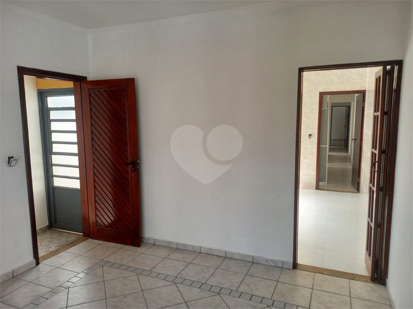 Casa à venda com 3 quartos, sendo 1 suíte, em Cidade Jardim, Sorocaba, SP
