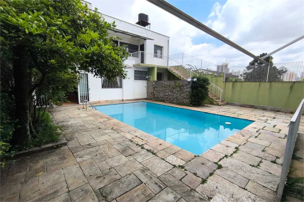 Casa à venda com 5 quartos, sendo 3 suítes, em Brooklin Paulista, São Paulo, SP