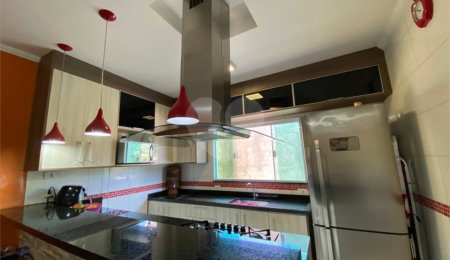 Casa à venda com 6 quartos, sendo 2 suítes,  em Luiz Fagundes, Mairiporã, SP