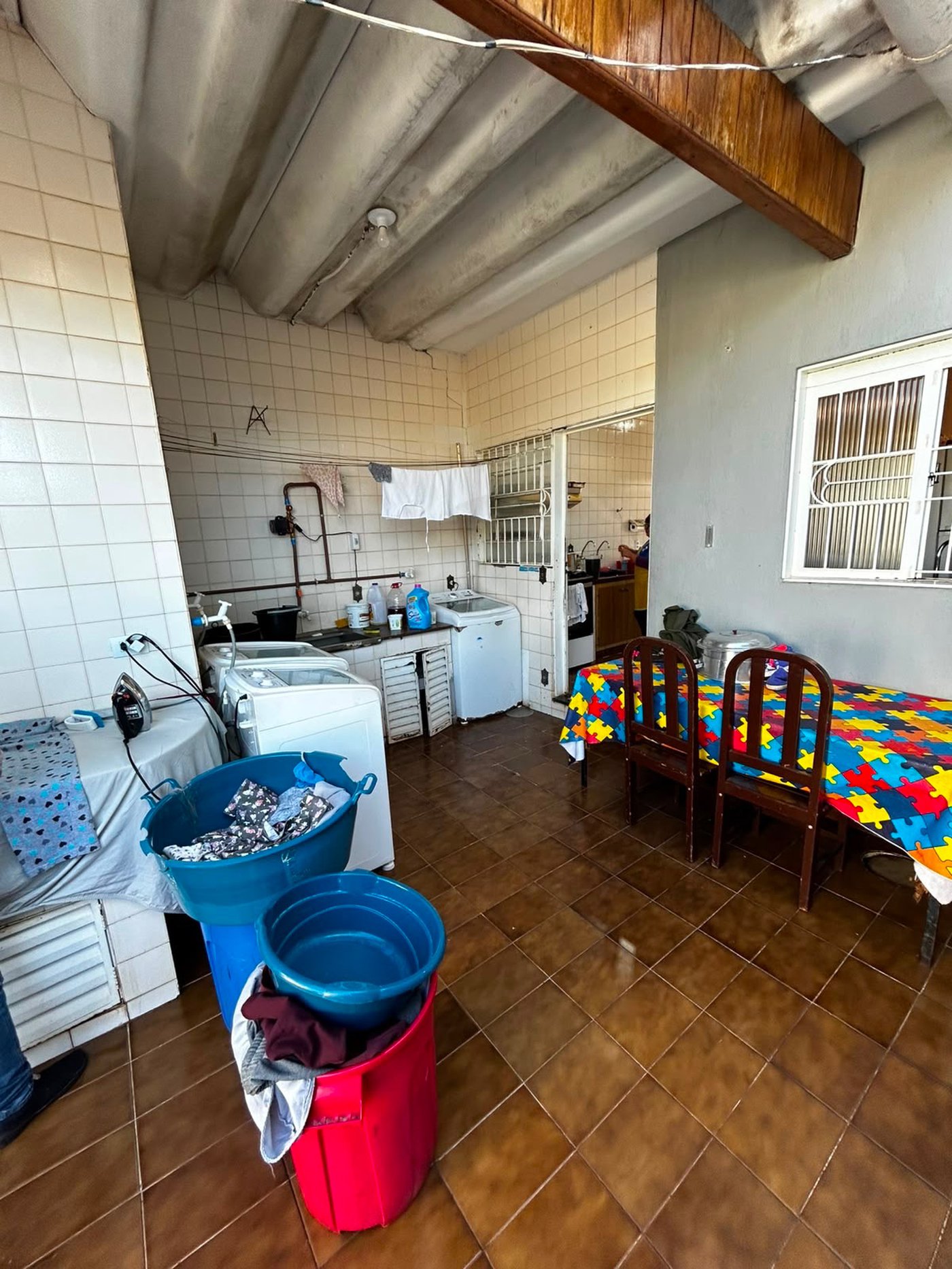 Casa à venda com 3 quartos, sendo 1 suíte,  em Vila Nova, Três Lagoas, MS