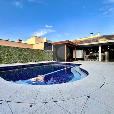 Casa à venda com 5 suítes no condomínio Ibiti Royal Park, Sorocaba - SP
