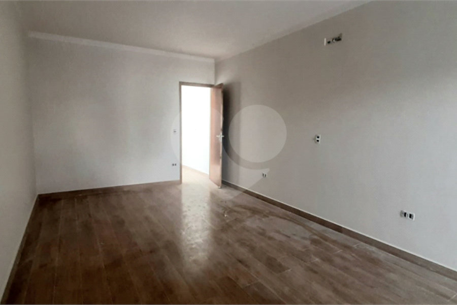 Sobrado à venda com 3 quartos, sendo 1 suíte, em Vila Mazzei, São Paulo, SP