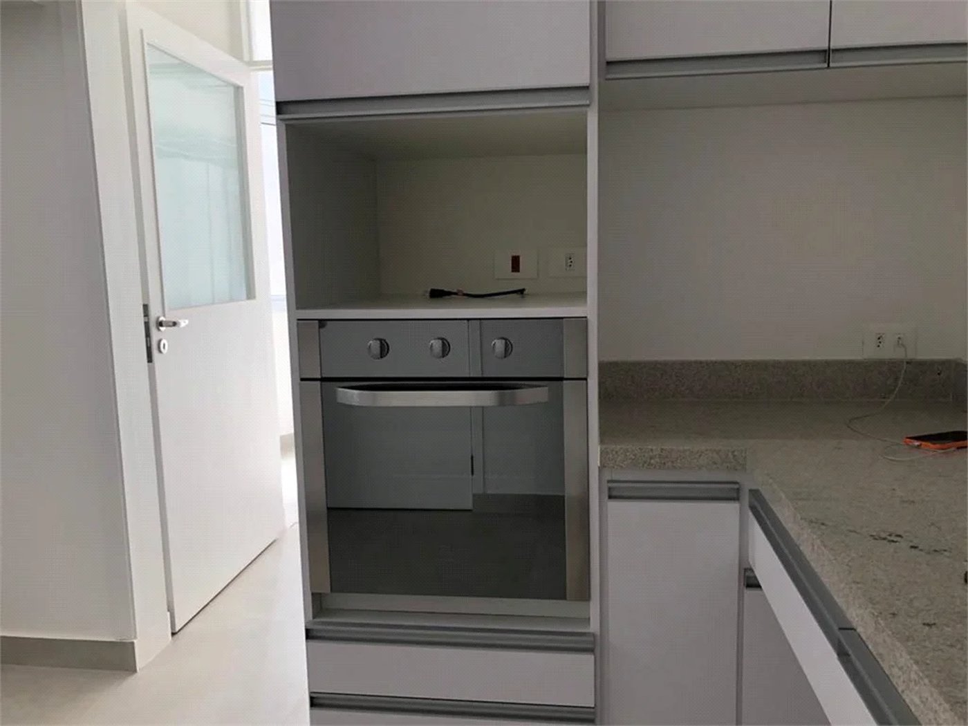 Apartamento à venda com 3 suítes em Jardim das Acácias, São Paulo, SP