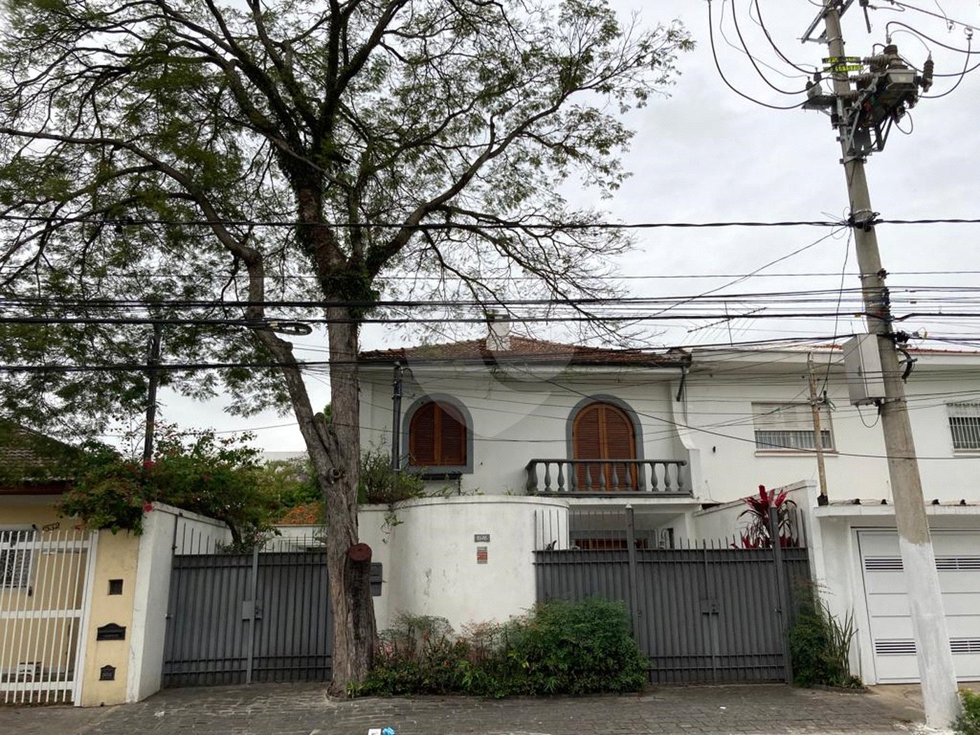 Sobrado à venda ou para alugar com 3 quartos, sendo 1 suíte,  em Parque Colonial, São Paulo, SP