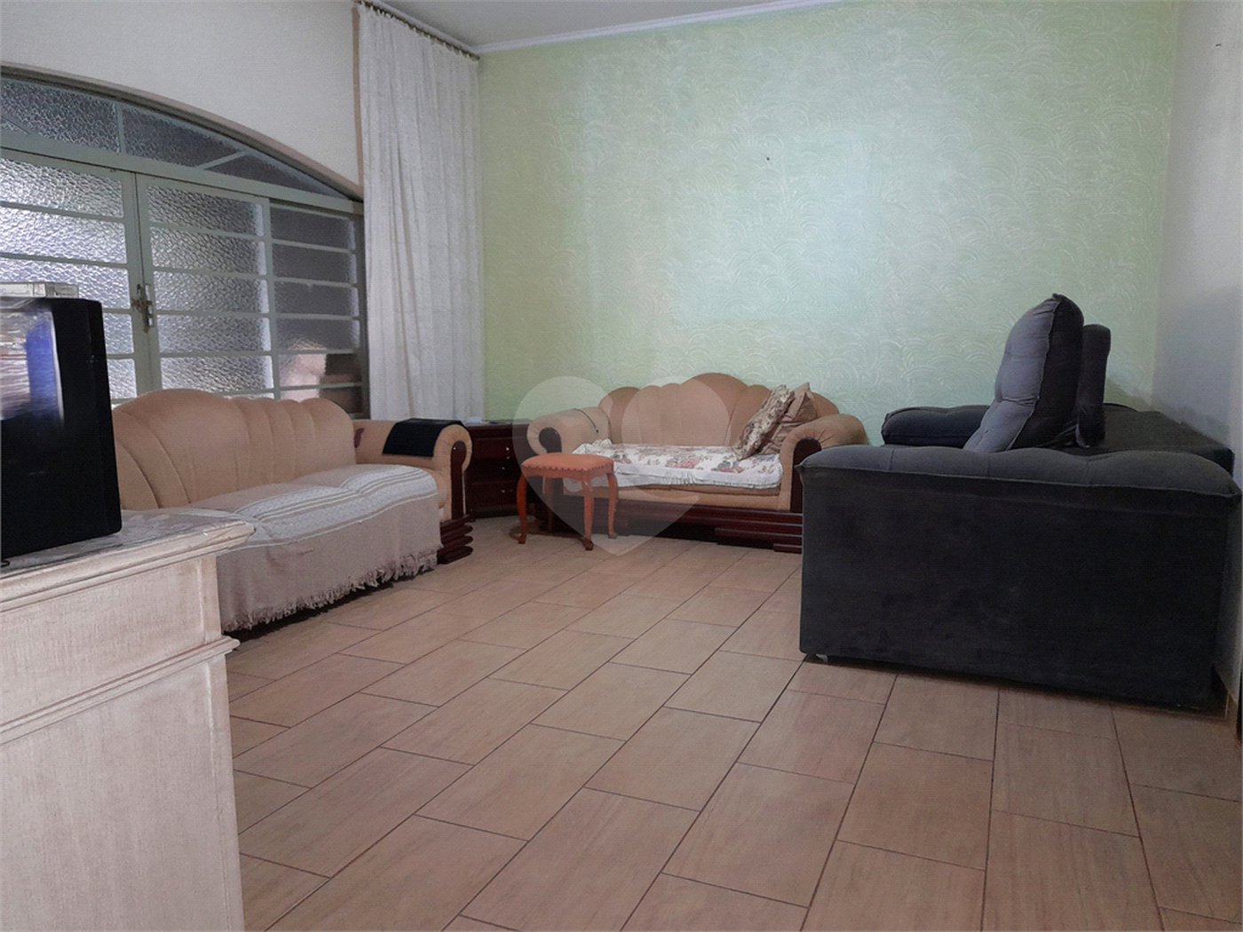 Casa à venda com 5 quartos, sendo 1 suíte,  em Jardim Anhangüera, Ribeirão Preto, SP