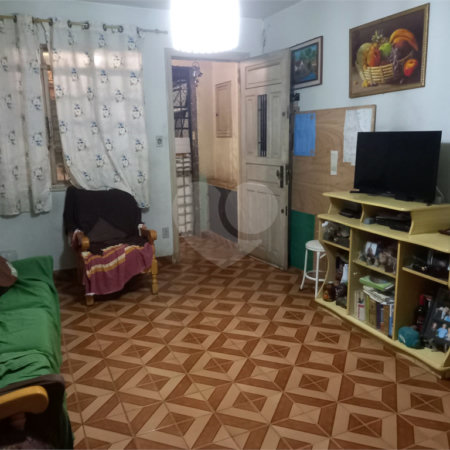 Sobrado à venda com 2 quartos em Vila Ipojuca, São Paulo, SP