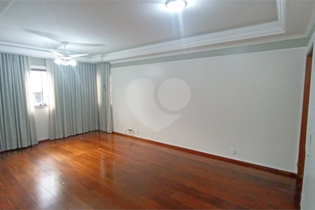 Apartamento à venda com 3 suítes no Centro, Vinhedo, SP