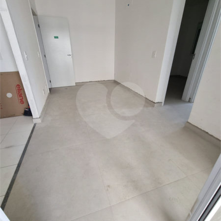 Apartamento à venda com 2 quartos, sendo 1 suíte, em Jardim Santo Antônio, Valinhos, SP