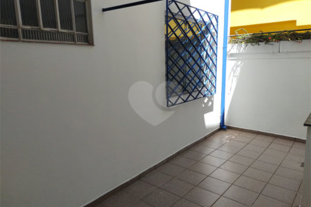 Casa à venda com 3 quartos, sendo 1 suíte,  em Vila Cordeiro, São Paulo, SP