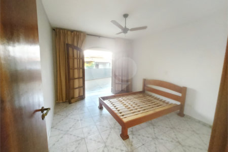 Sobrado à venda com 3 quartos em Jardim City, Guarulhos, SP