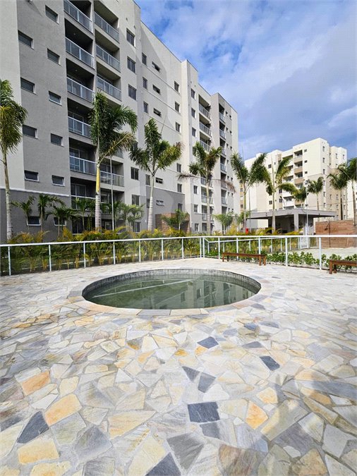 Apartamento para alugar com 2 quartos, sendo 1 suíte, em Nova São Pedro, São Pedro da Aldeia, RJ