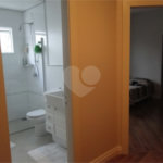 Casa à venda com 3 quartos, sendo 1 suíte, no condomínio Associação Amigos da Malota, Jundiaí - SP