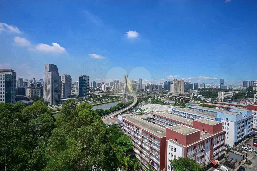 Apartamento à venda com 1 suíte em Real Parque, São Paulo, SP