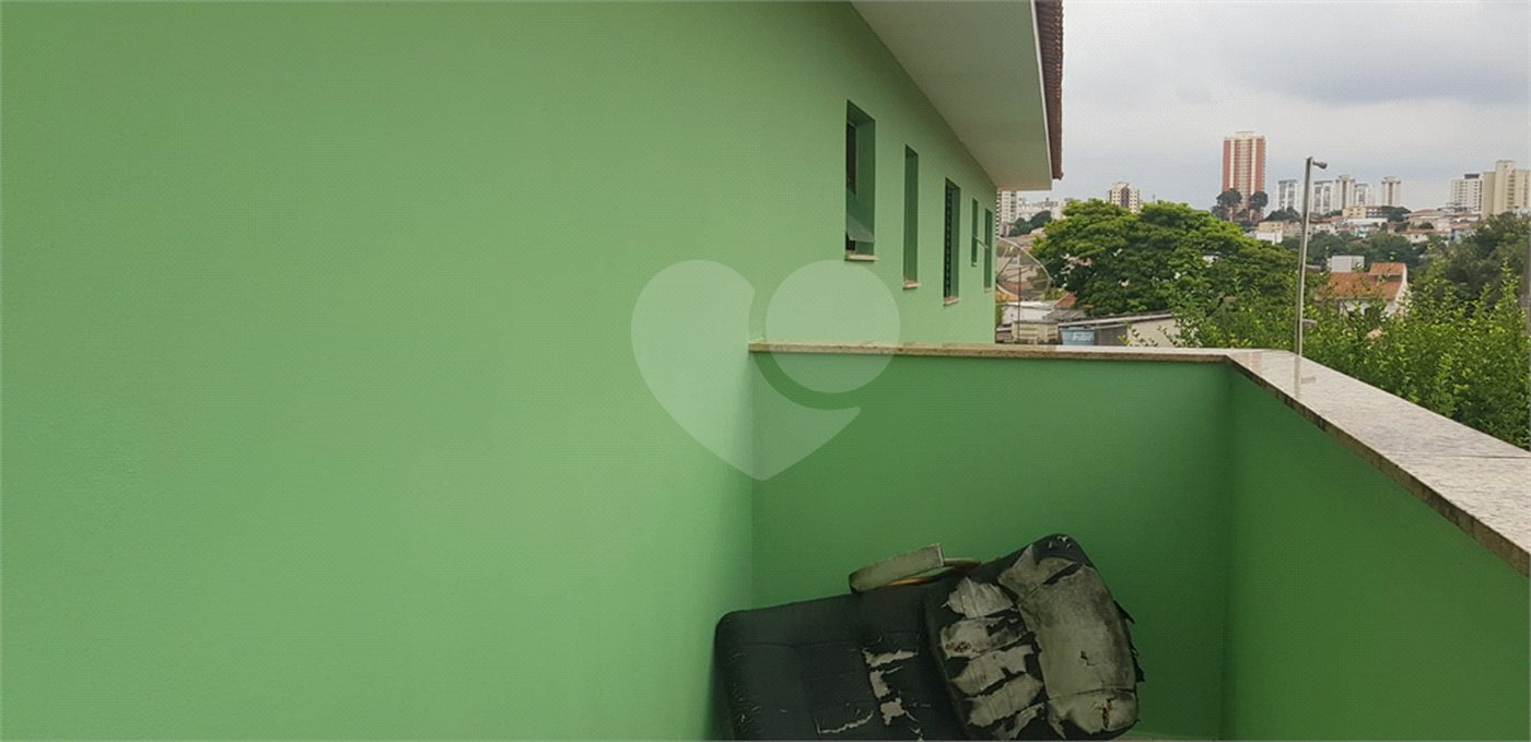 Sobrado à venda com 3 quartos, sendo 1 suíte, em Vila Vitório Mazzei, São Paulo, SP