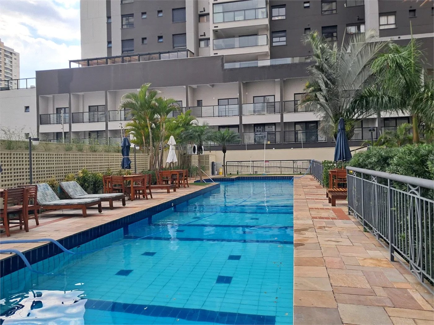 Apartamento à venda com 3 quartos, sendo 2 suítes,  em Vila Romana, São Paulo, SP