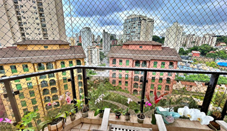 Apartamento à venda com 3 quartos, sendo 1 suíte,  em Vila Mariana, São Paulo, SP
