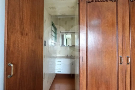 Casa à venda com 4 quartos, sendo 1 suíte,  em Parque dos Bandeirantes, Ribeirão Preto, SP