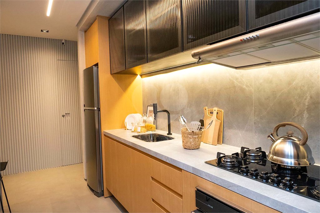 Apartamento à venda com 2 quartos, sendo 1 suíte, em Pinheiros, São Paulo, SP