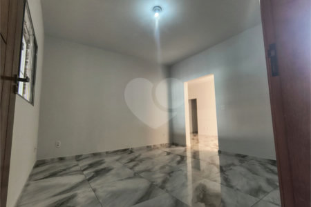 Casa Térrea para alugar com 2 quartos, sendo 1 suíte, em Jardim Residencial Veneza, Indaiatuba, SP
