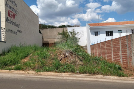 Terreno a venda no Jardim Medeiros