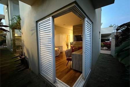 Casa a venda no condomínio Damha II