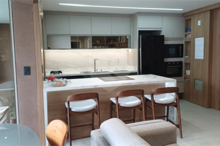 Apartamento a venda na Saúde 2 dormitórios com 2 vagas de garagem demarcadas. Aceita e estuda Permuta.
