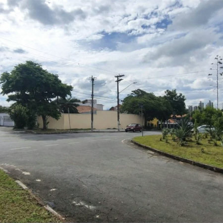 Casa à venda ou para alugar em São Paulo, SP