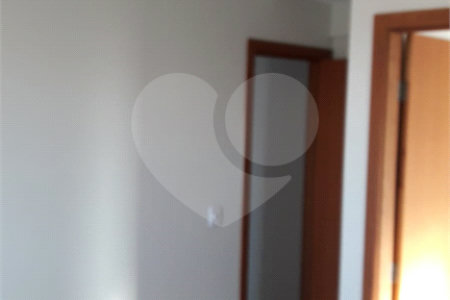 Vende-se apartamento Studio em São Carlos SP, próximo a USP Campus I.
