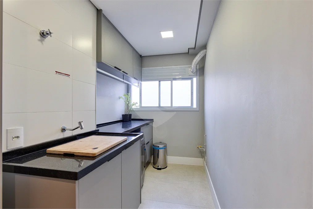 Apartamento à venda com 2 suítes em Santo Amaro, São Paulo, SP