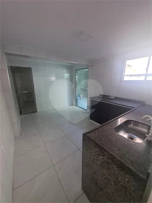 LINDA CASA DUPLEX EM CONDOMÍNIO – PRÓXIMA AO PARK SHOPPING - Aceita financiamento bancário e FGTS