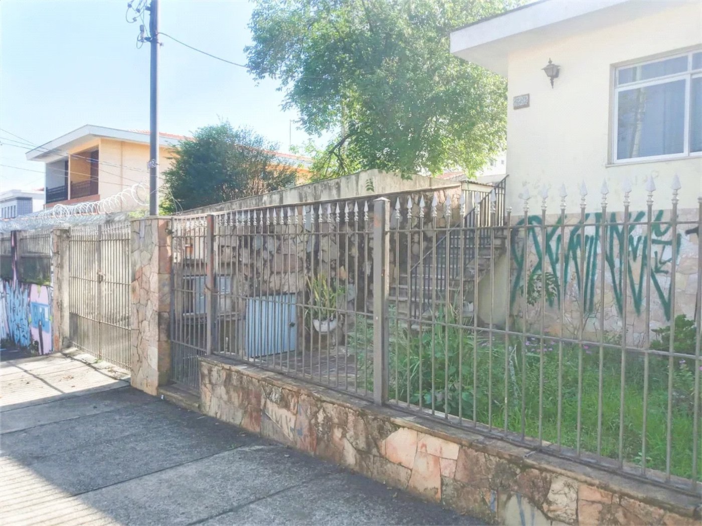 Casa Térrea à venda com 2 quartos em Vila Butantã, São Paulo, SP