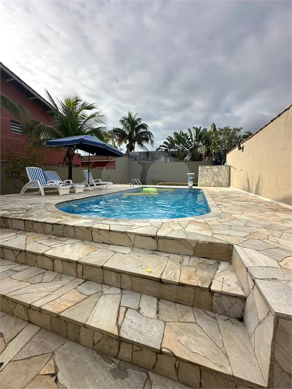 Casa à venda com 3 quartos, sendo 1 suíte,  em Morada da Praia, Bertioga, SP
