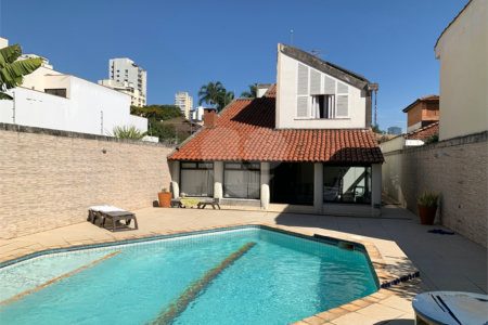 Casa à venda ou para alugar com 4 quartos, sendo 2 suítes, em Brooklin, São Paulo, SP