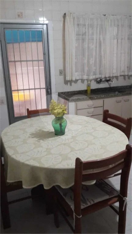 Sobrado à venda na Quarta Parada, para comércio ou residência, entre Alto da Mooca e Belenzinho