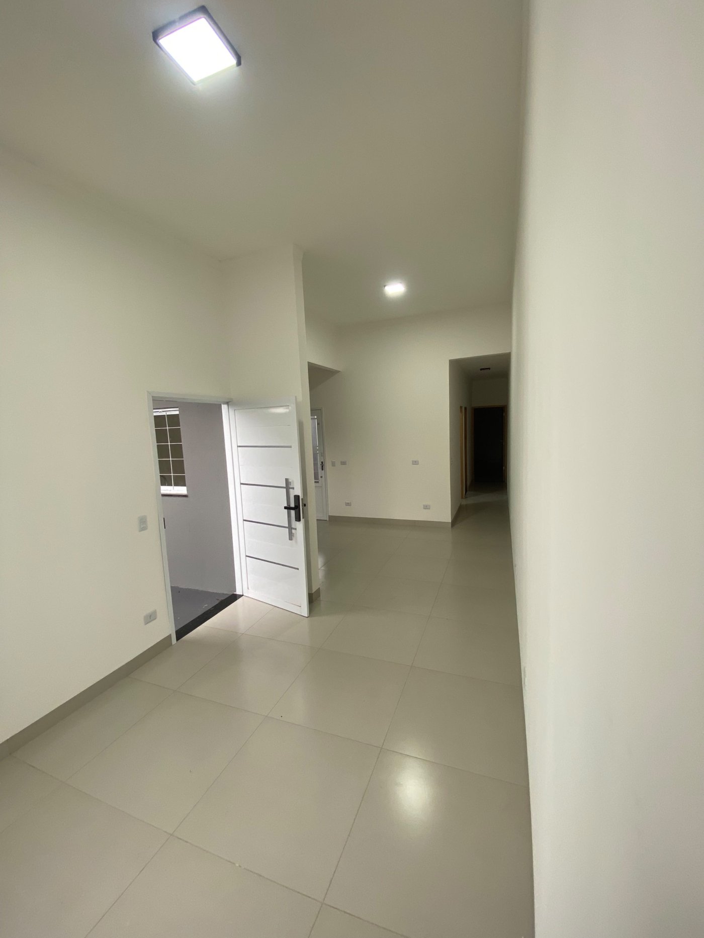 Casa à venda com 2 quartos, sendo 1 suíte, em Santa Helena, Três Lagoas, MS