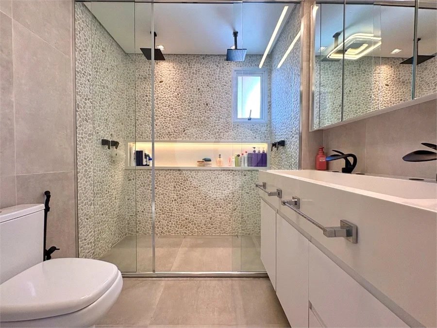 Cobertura à venda com 4 quartos, sendo 2 suítes,  em Riviera de São Lourenço, Bertioga, SP