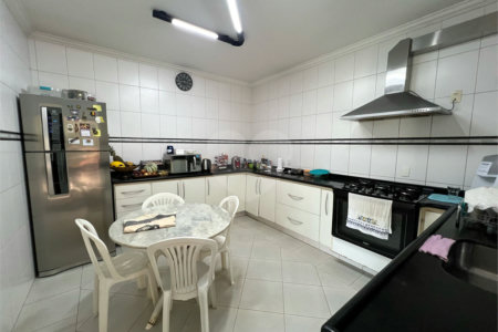 Casa a venda com 5 quartos em São Carlos