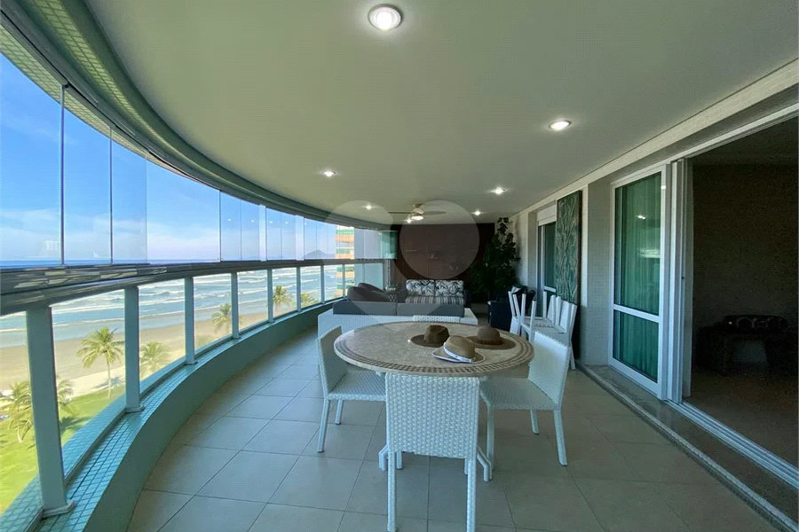 Apartamento à venda com 4 suítes em Riviera de São Lourenço, Bertioga, SP
