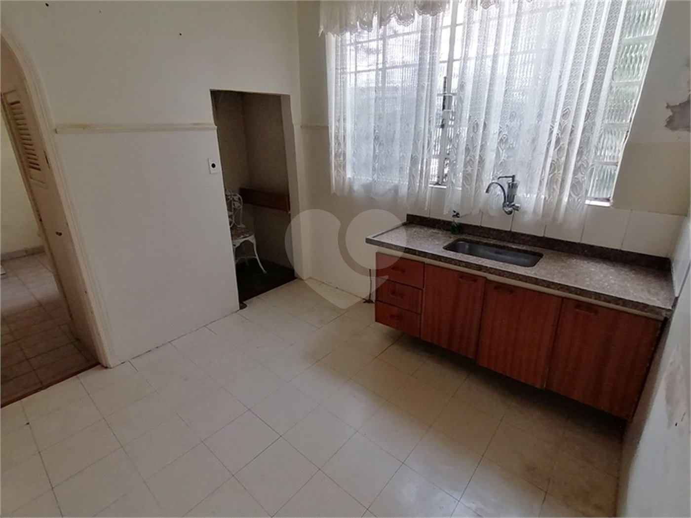 CASA À VENDA NA VILA MARIANA, 180m2, TÉRREA, VAGA DE GARAGEM