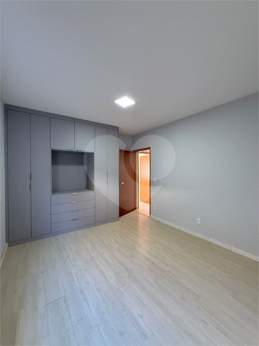 Casa à Venda com 5 Suítes na Vila Giglio em Atibaia/SP