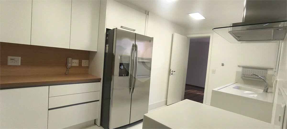 Apartamento à venda no Jardim América 2 Suítes e 3 vagas - 157 m²
